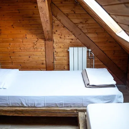 Hostel Planinarski Dom 