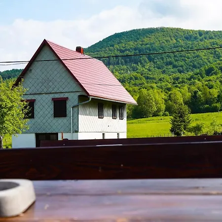 호스텔 Planinarski Dom 